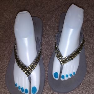 🎁 3 FOR $20 )Women's flip flop OP size 11 Grey